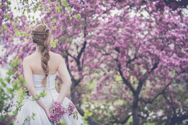 Bride, beautiful flowers, wedding — Plan a Memorable Vow Renewal in Las Vegas